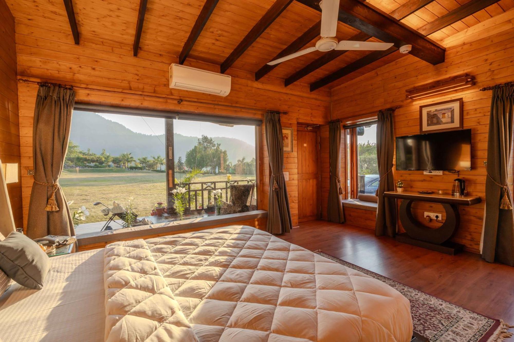 Saffronstays Timber Crest Dehradun Dış mekan fotoğraf