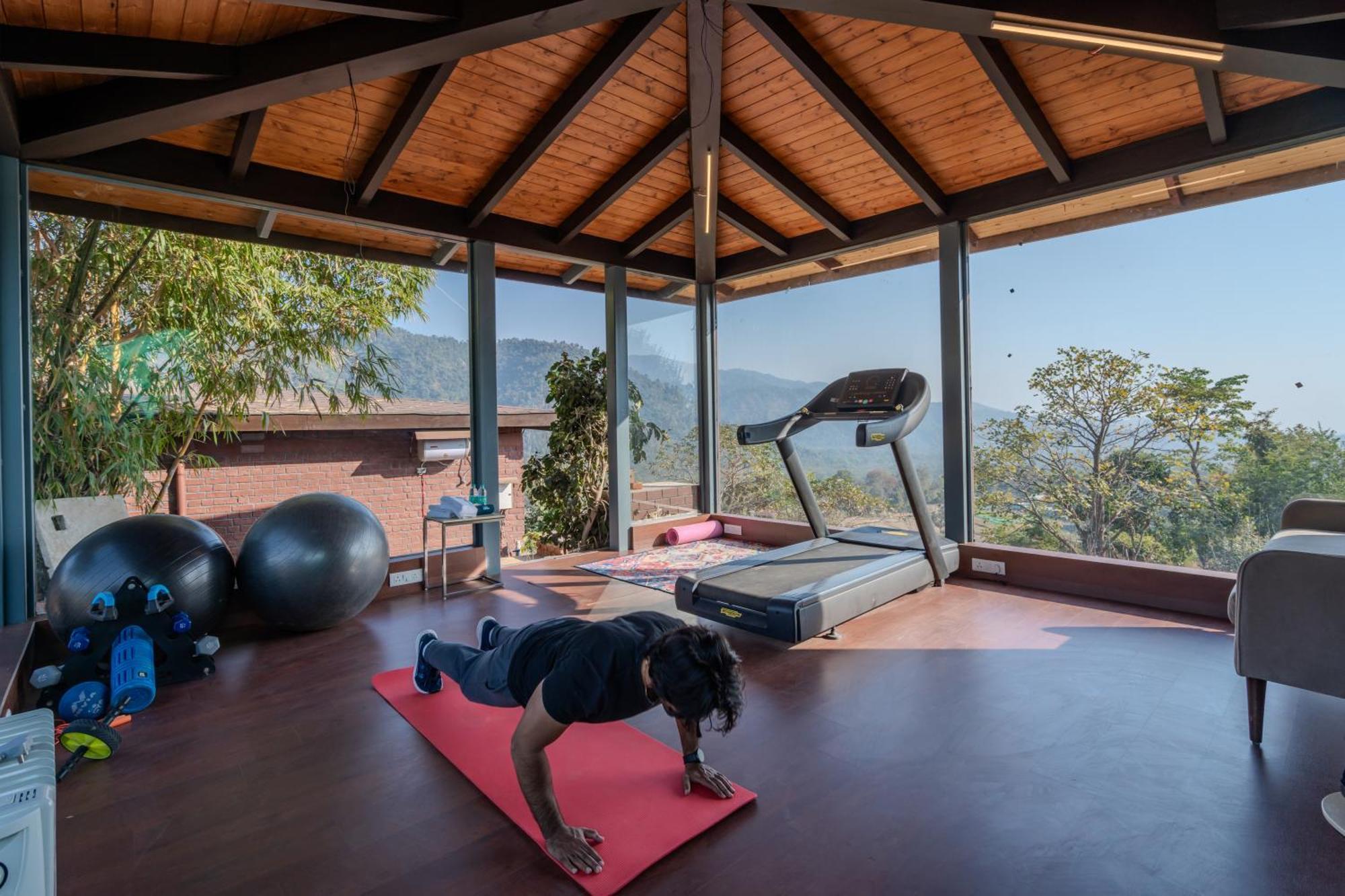 Saffronstays Timber Crest Dehradun Dış mekan fotoğraf