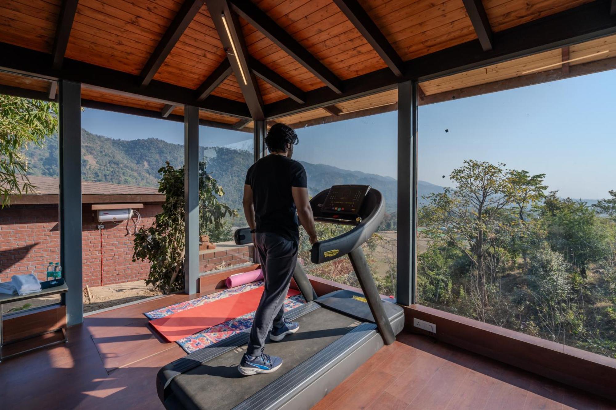 Saffronstays Timber Crest Dehradun Dış mekan fotoğraf